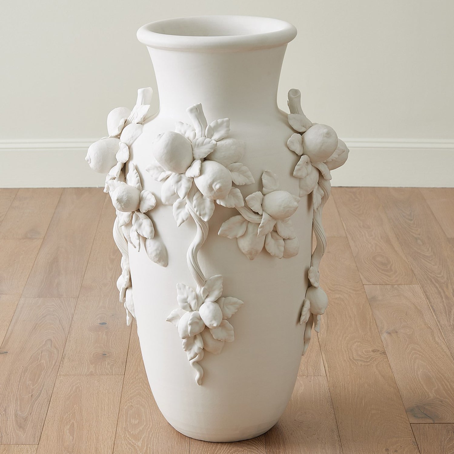 Global Views Villa Limone Urn