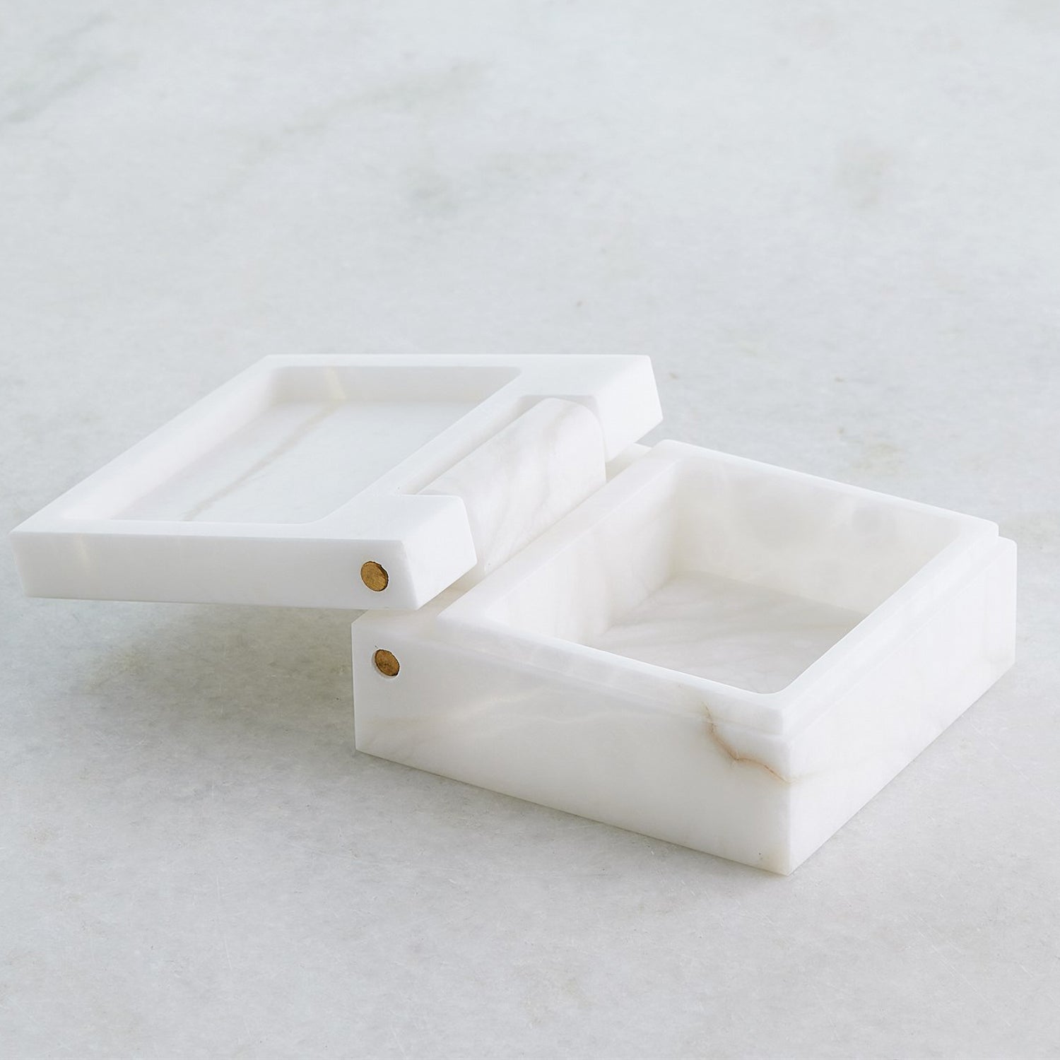 Global Views Hinged Alabaster Box