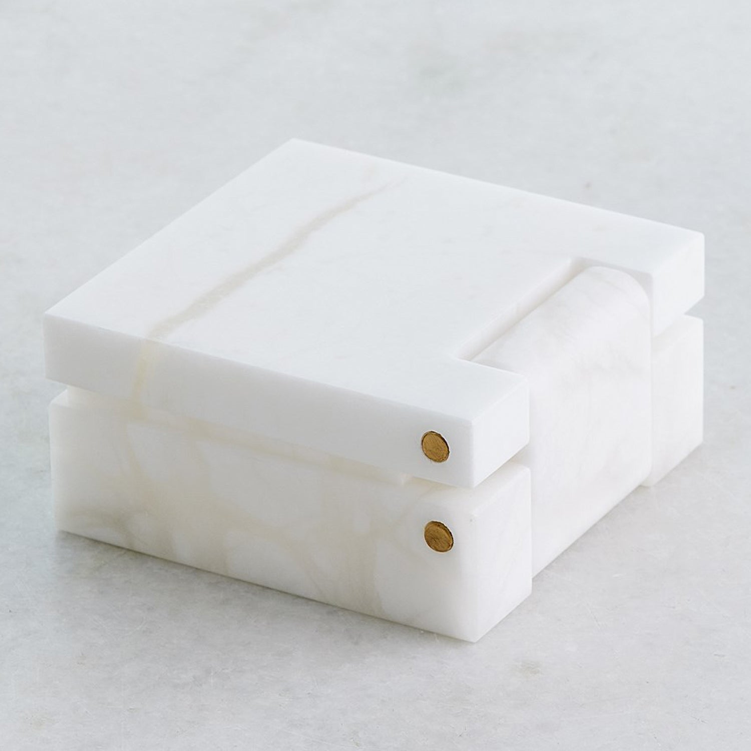 Global Views Hinged Alabaster Box