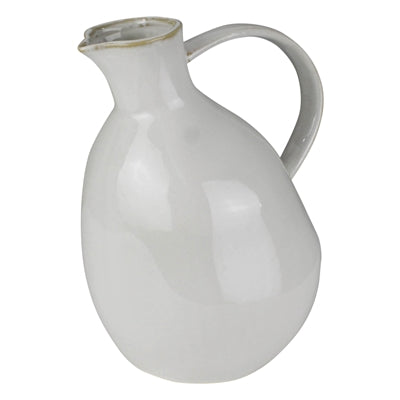 Nogal Pitcher