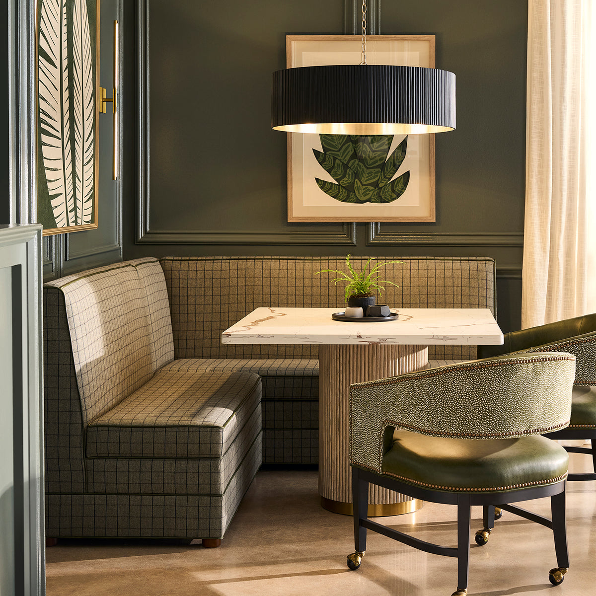 Fairfield Chair Everett Square Dining Table