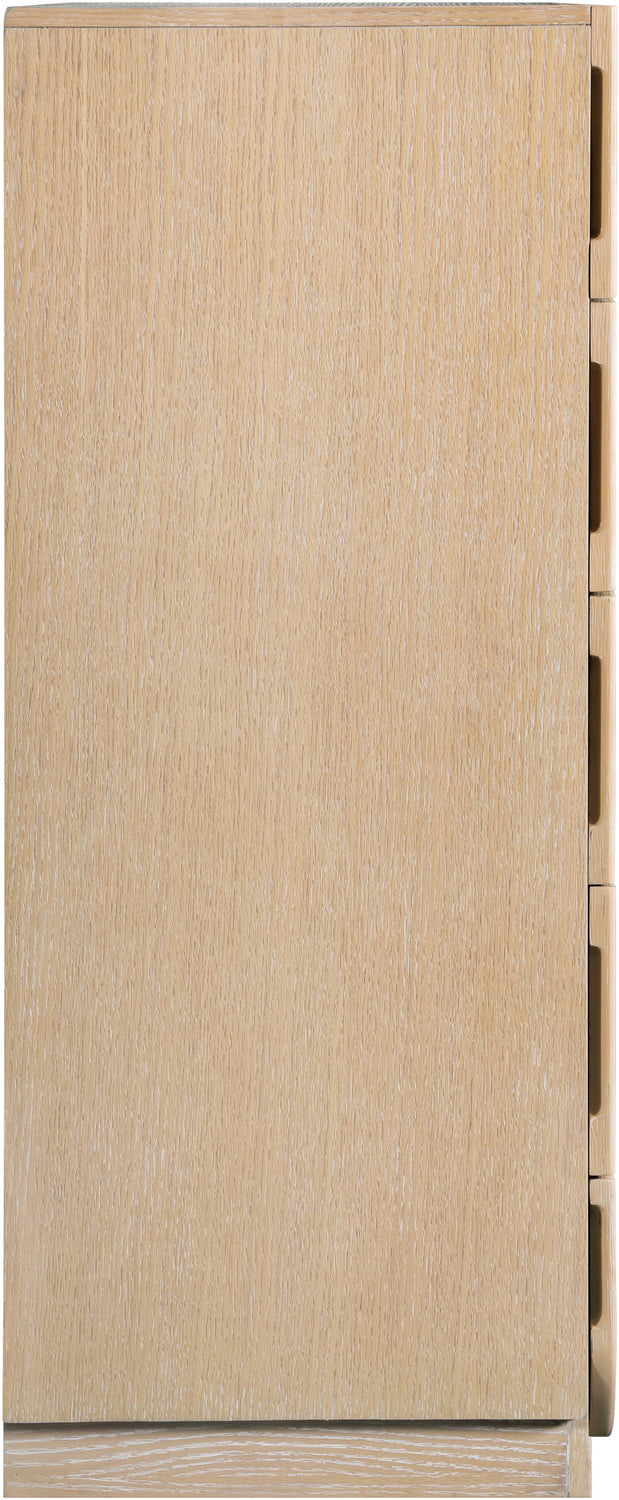 Scallop Natural Oak Veneer Chest