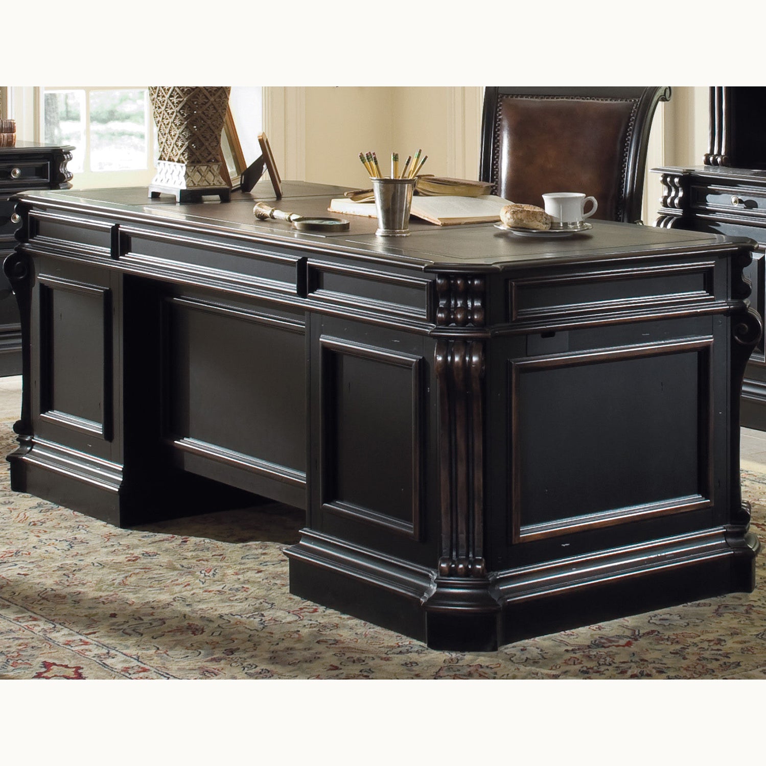 Hooker Furniture Telluride Executive Desk