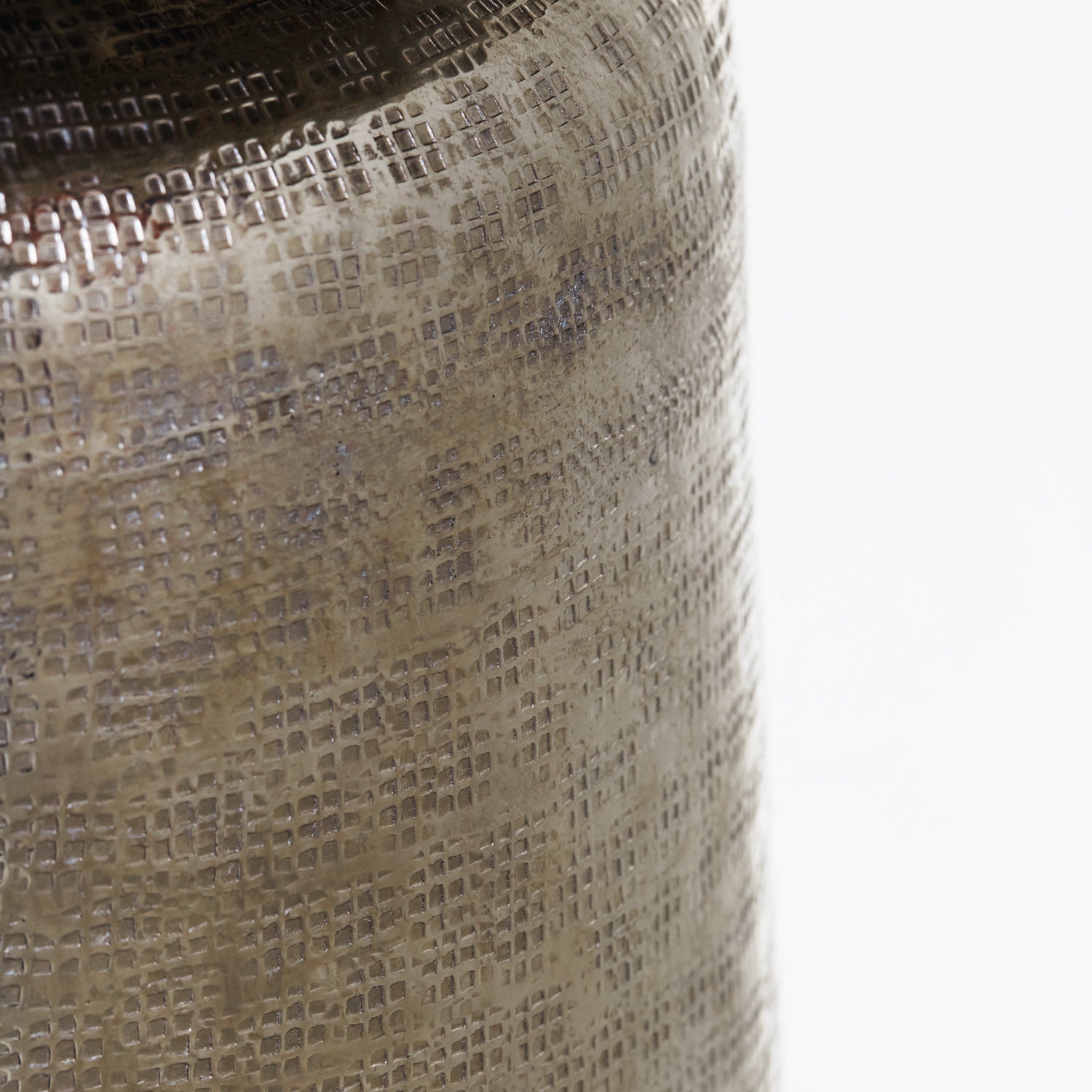 Bernhardt Interiors Lorraine Round Chairside Table