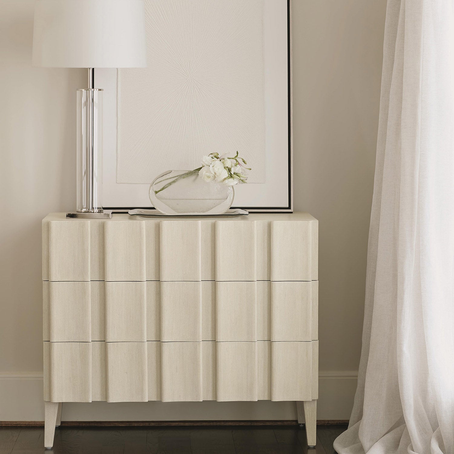 Bernhardt East Hampton Hall Chest