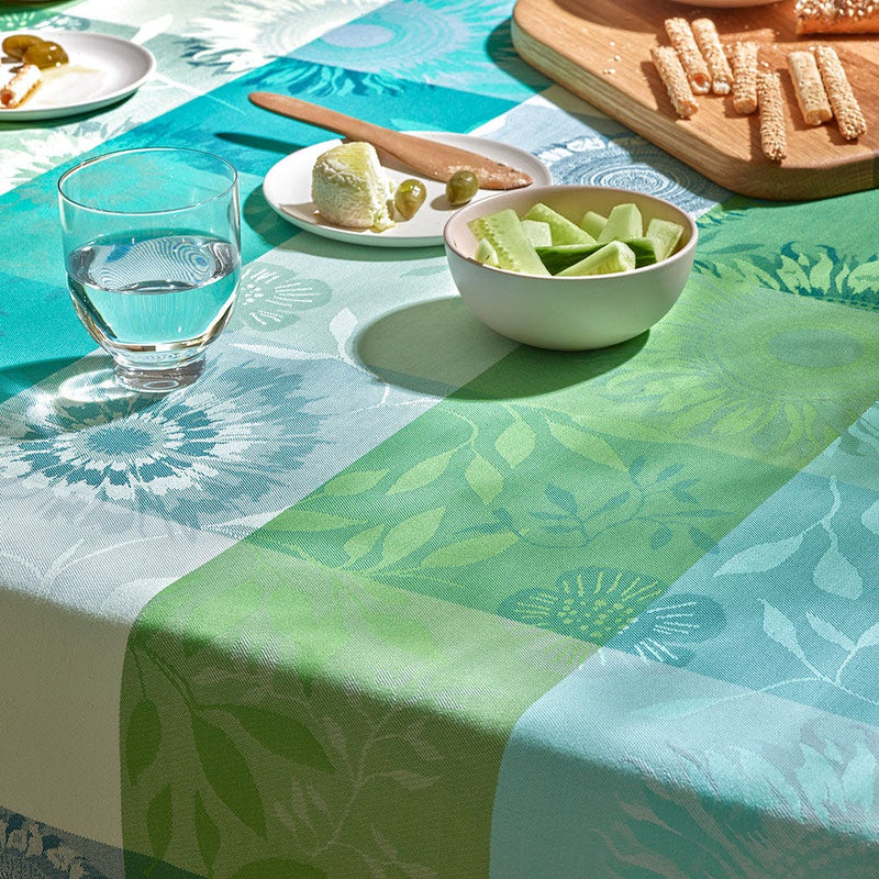 Garnier Thiebaut Mille Tournesols Chlorophylle Tablecloth