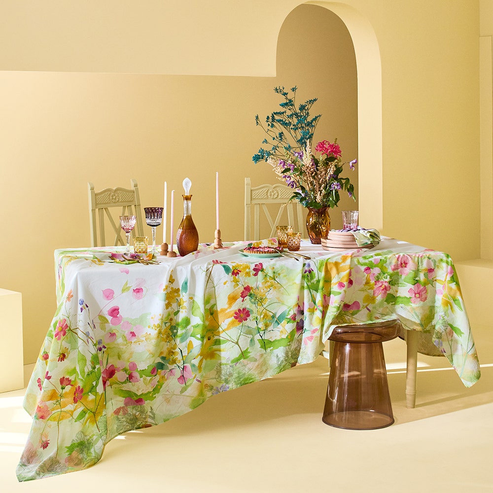 Garnier Thiebaut Souffle Fleuri Printemps Tablecloth