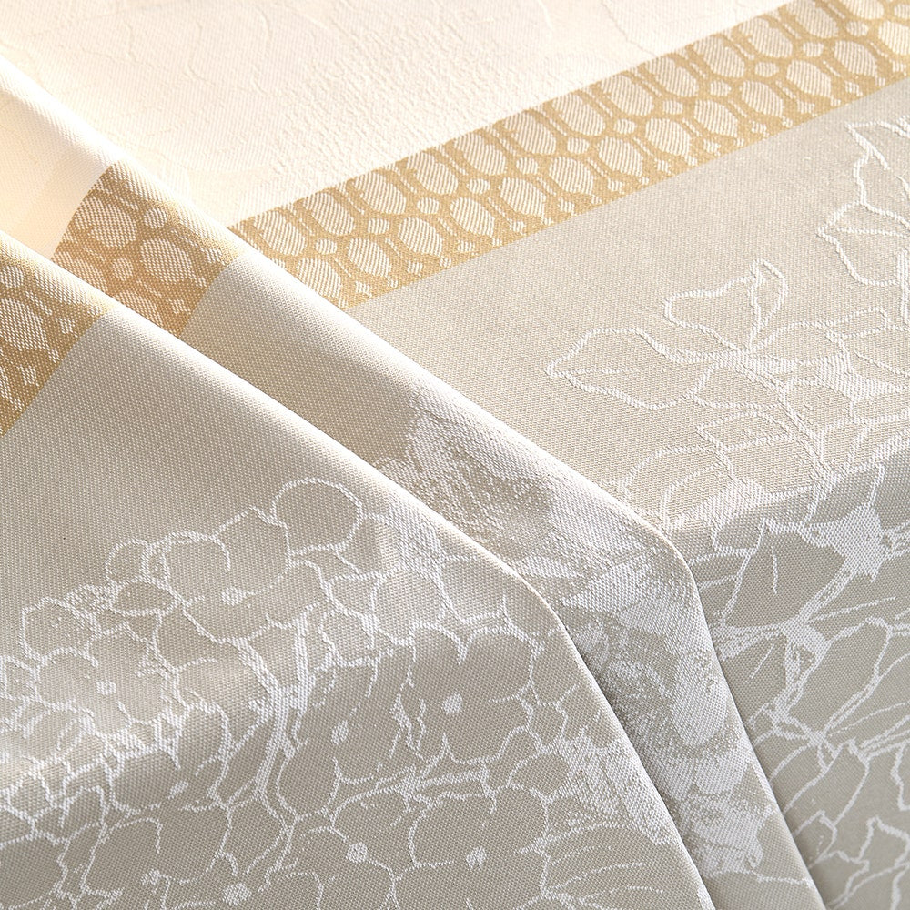 Garnier Thiebaut Mille Hortensias Naturel Jacquard Tablecloth