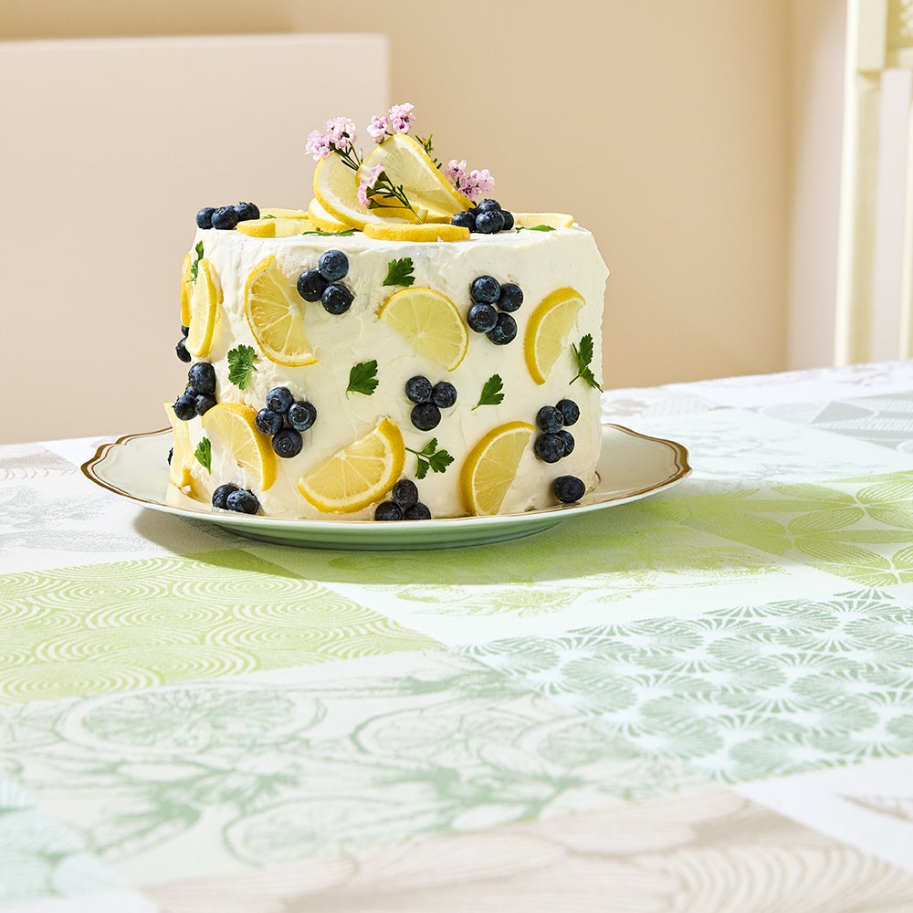 Garnier Thiebaut Mille Parfums Verde Jacquard Tablecloth