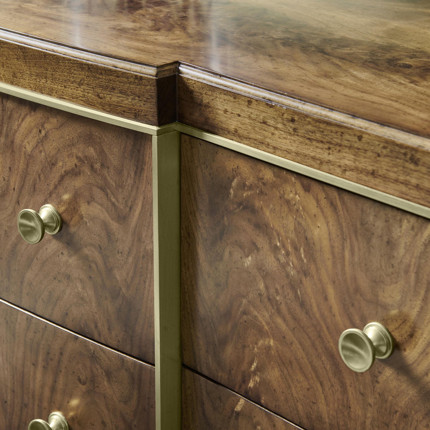 Jonathan Charles Barcelona Dresser