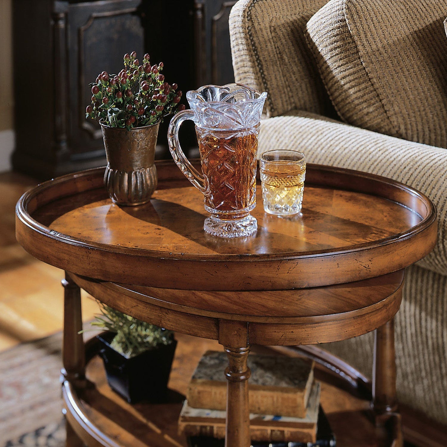 Hooker Furniture Accent Table - Thumbnail 5