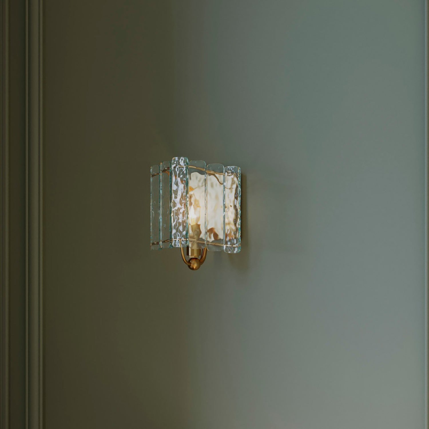 Currey & Co Duvernell Wall Sconce