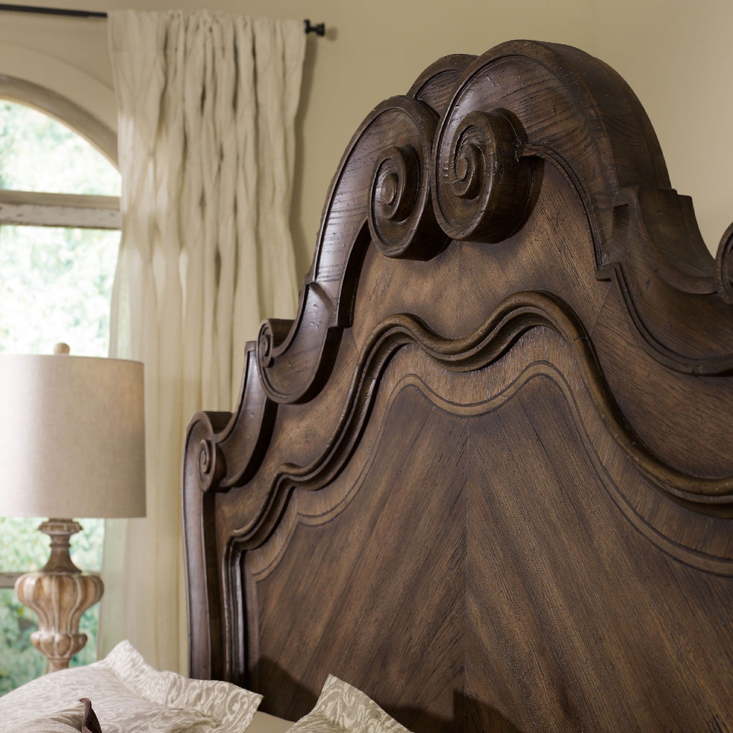 Hooker Furniture Rhapsody Panel Bed