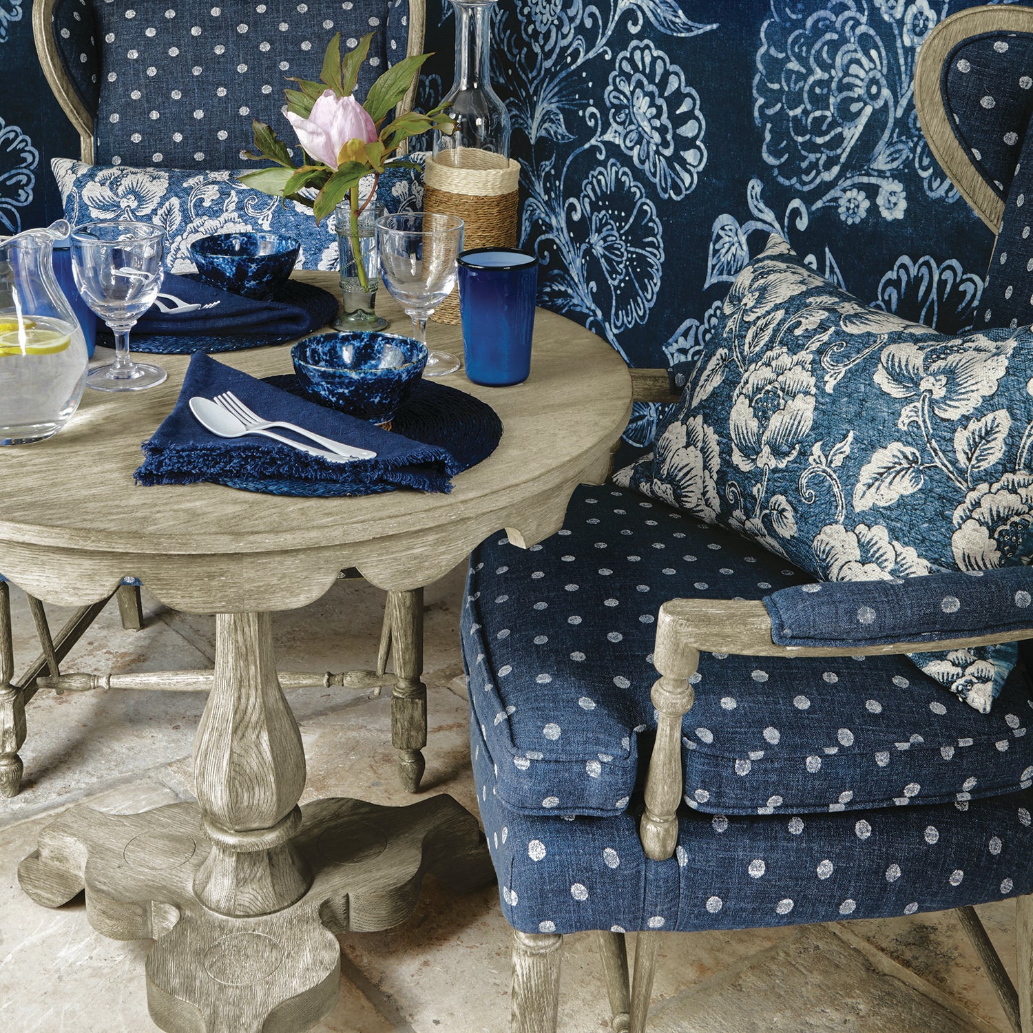 Jonathan Charles William Yeoward Overbury Breakfast Table