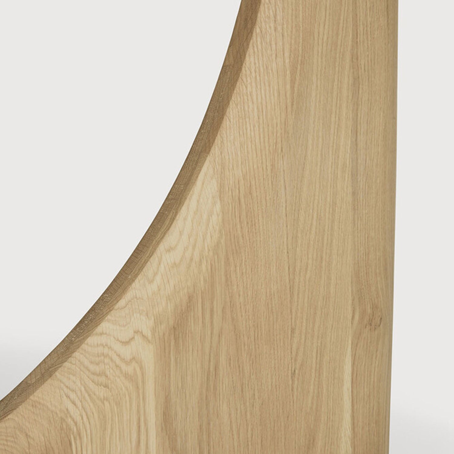 Ethnicraft Geometric Oak Round Dining Table