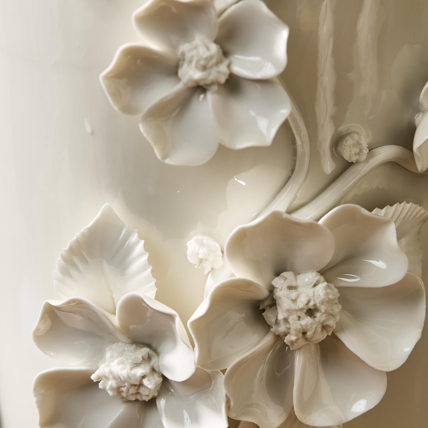 3-D Sculpted Flowers Vase Set of 2