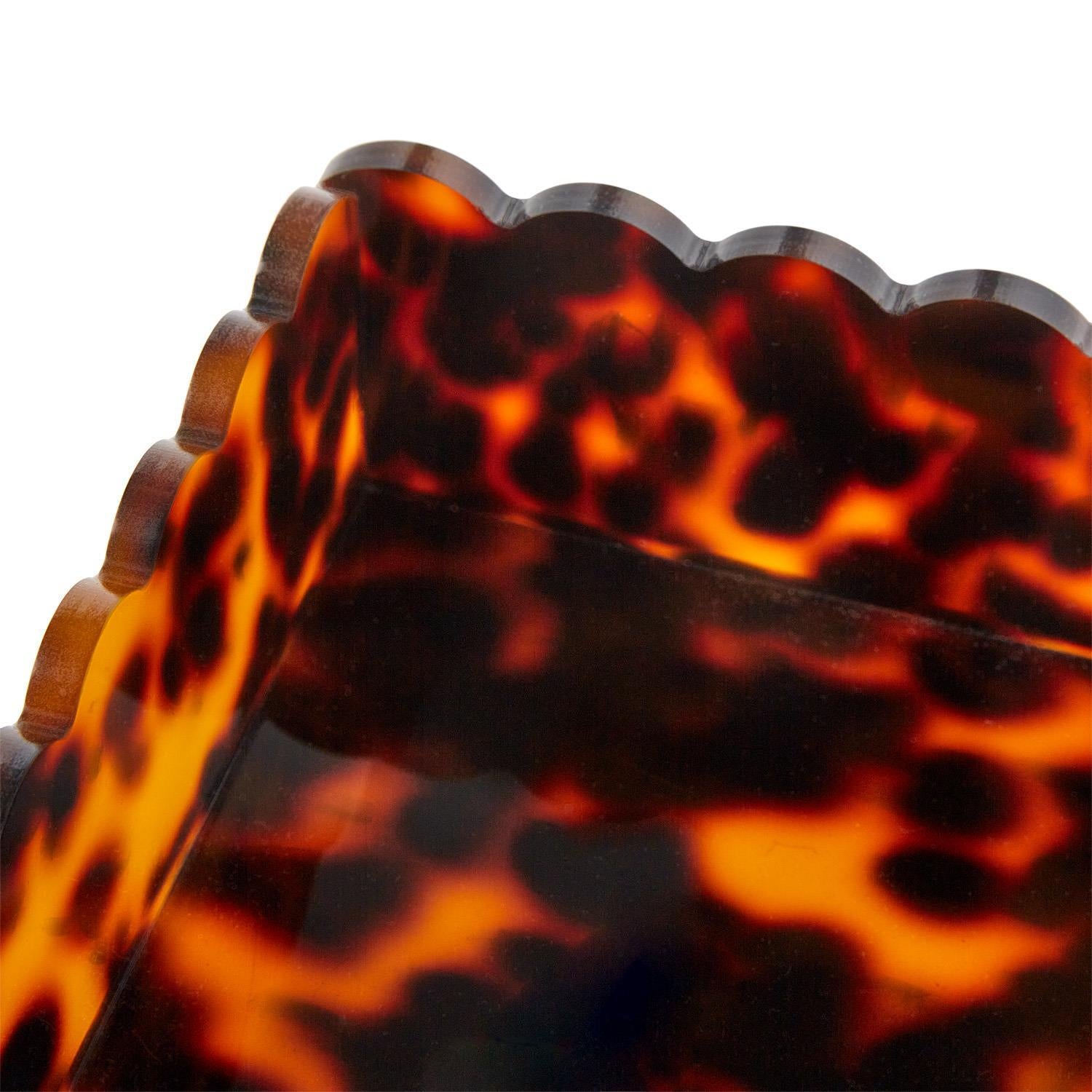 Tortoise Print Scalloped Edge Guest Napkin Holder