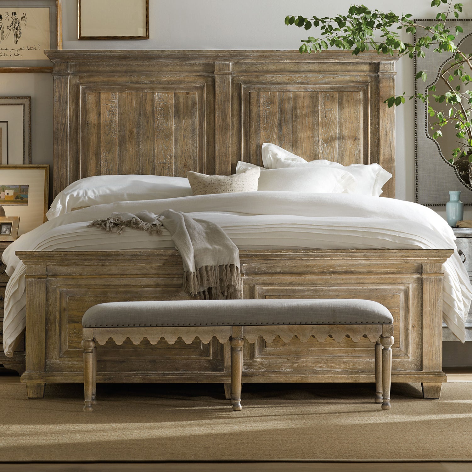 Hooker Furniture Boheme Madera Bed Bench