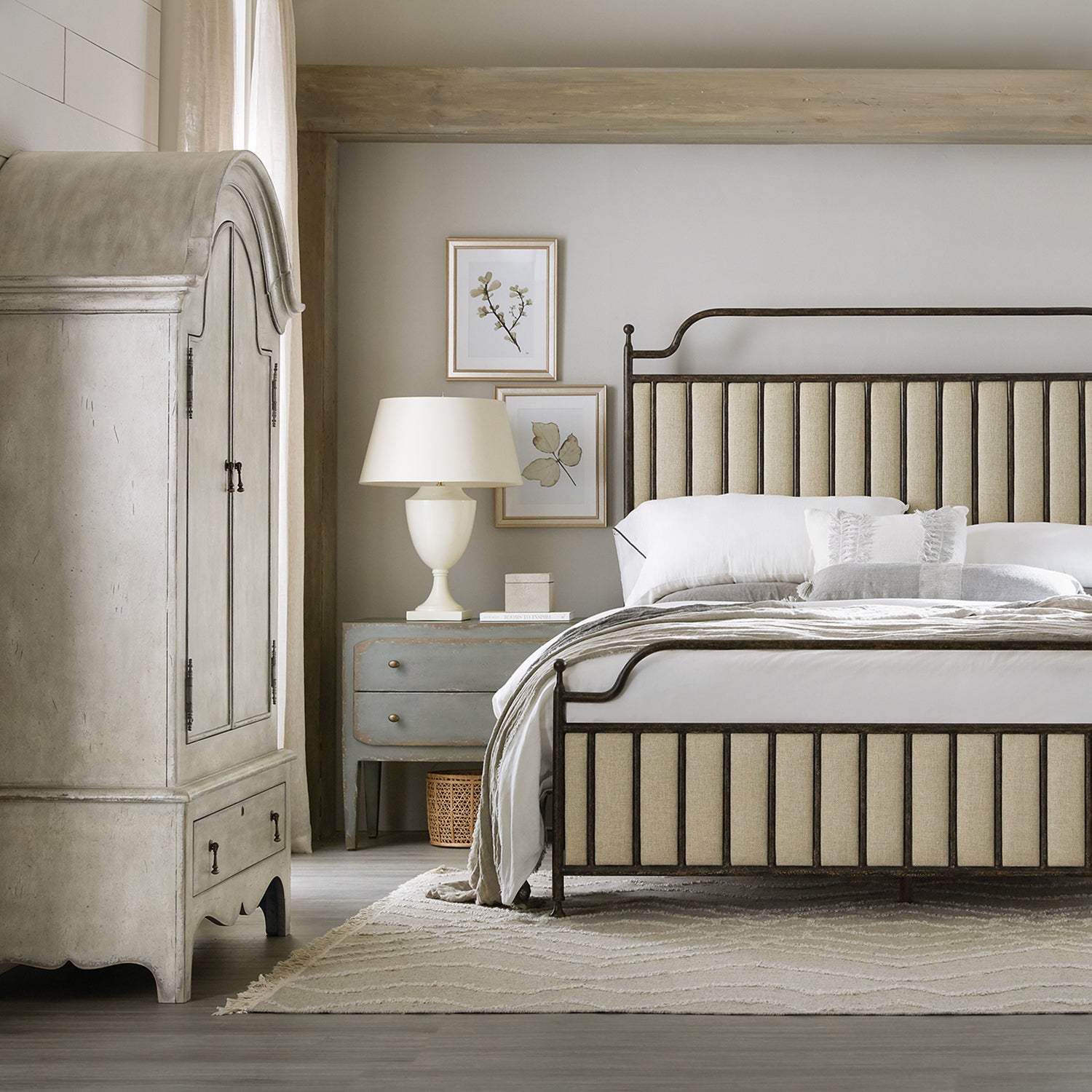 Hooker Furniture Ciao Bella Wardrobe