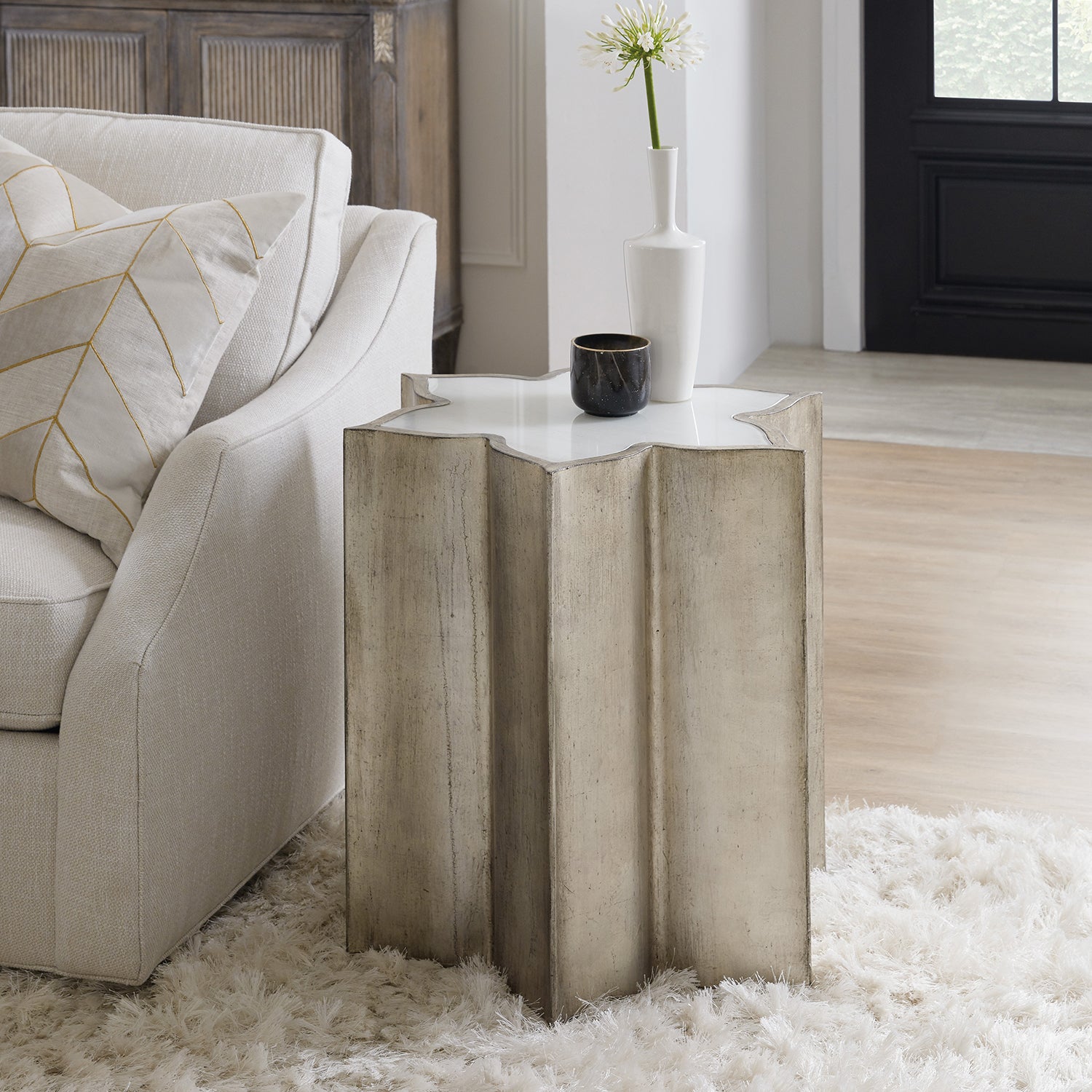 Hooker Furniture Sanctuary C Est La Vie End Table