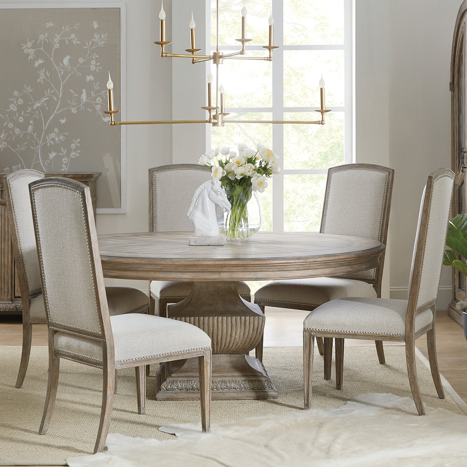 Hooker Furniture Castella 72in Round Urn Table