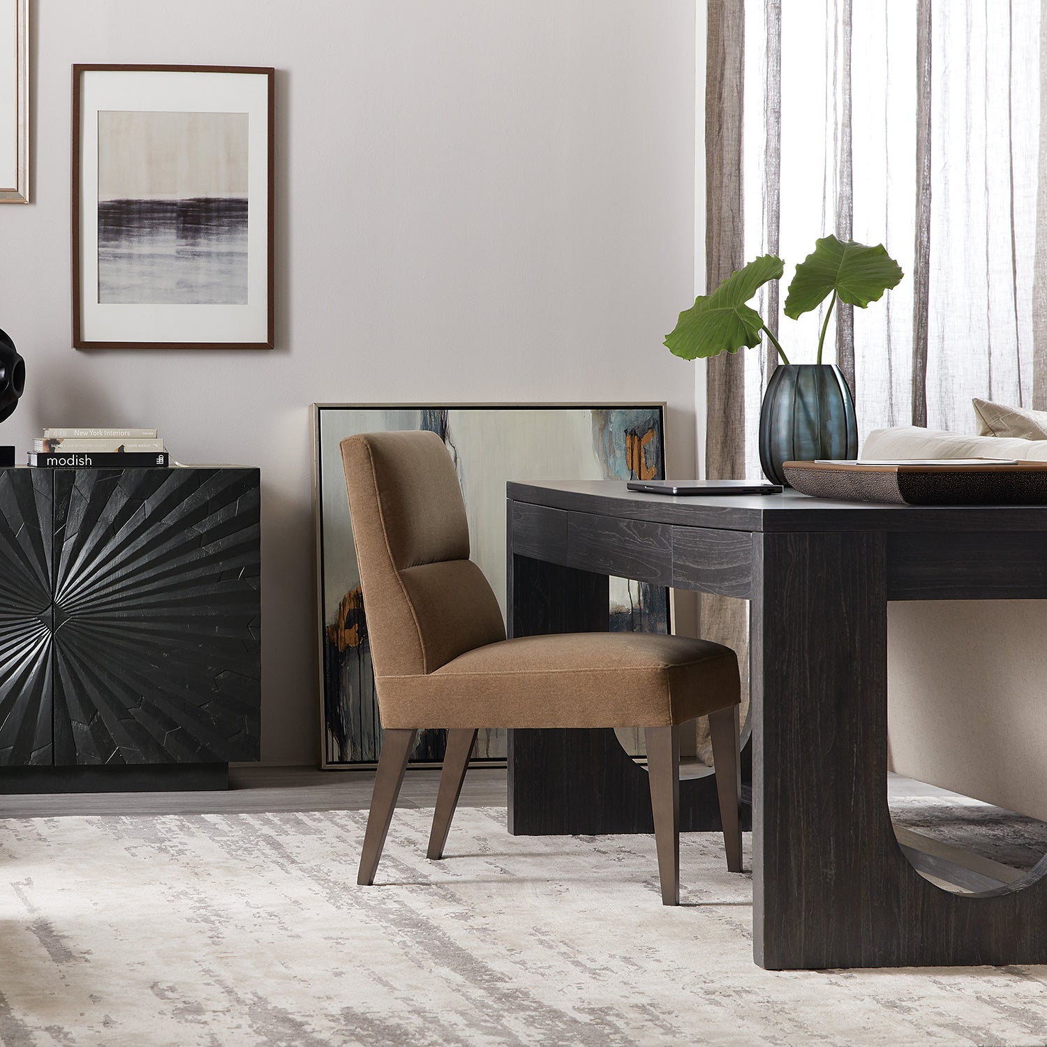 Hooker Furniture Commerce & Market Writing Desk