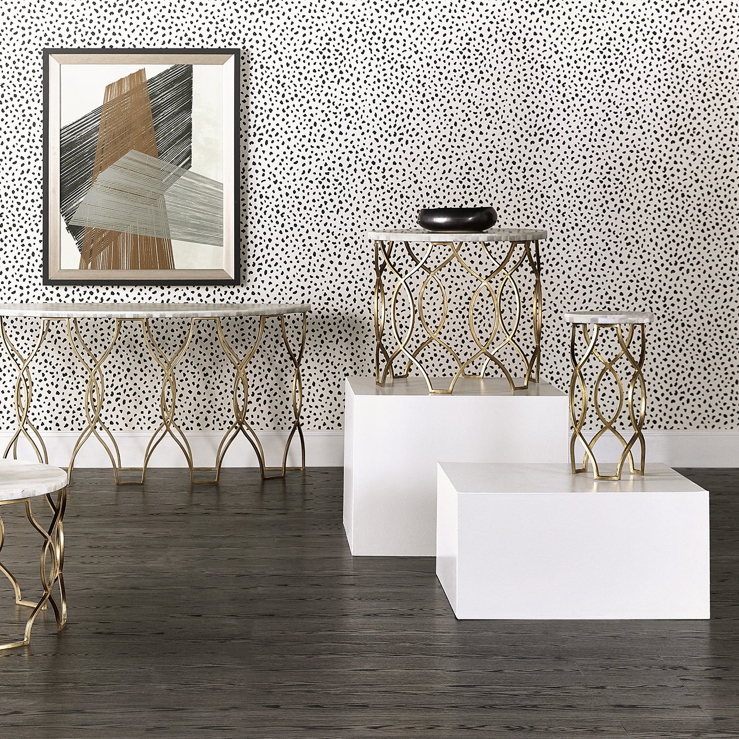 Hooker Furniture Melange Corrina Round Lamp Table