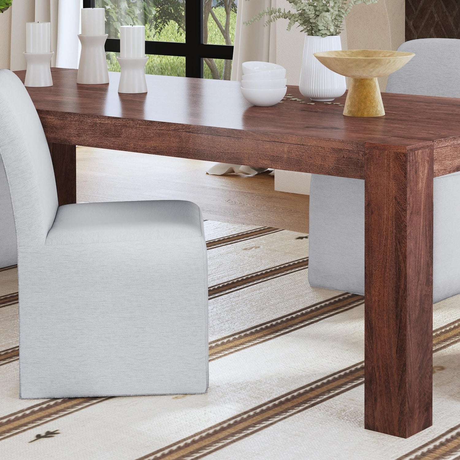 Bassett Mirror Walsh Dining Table