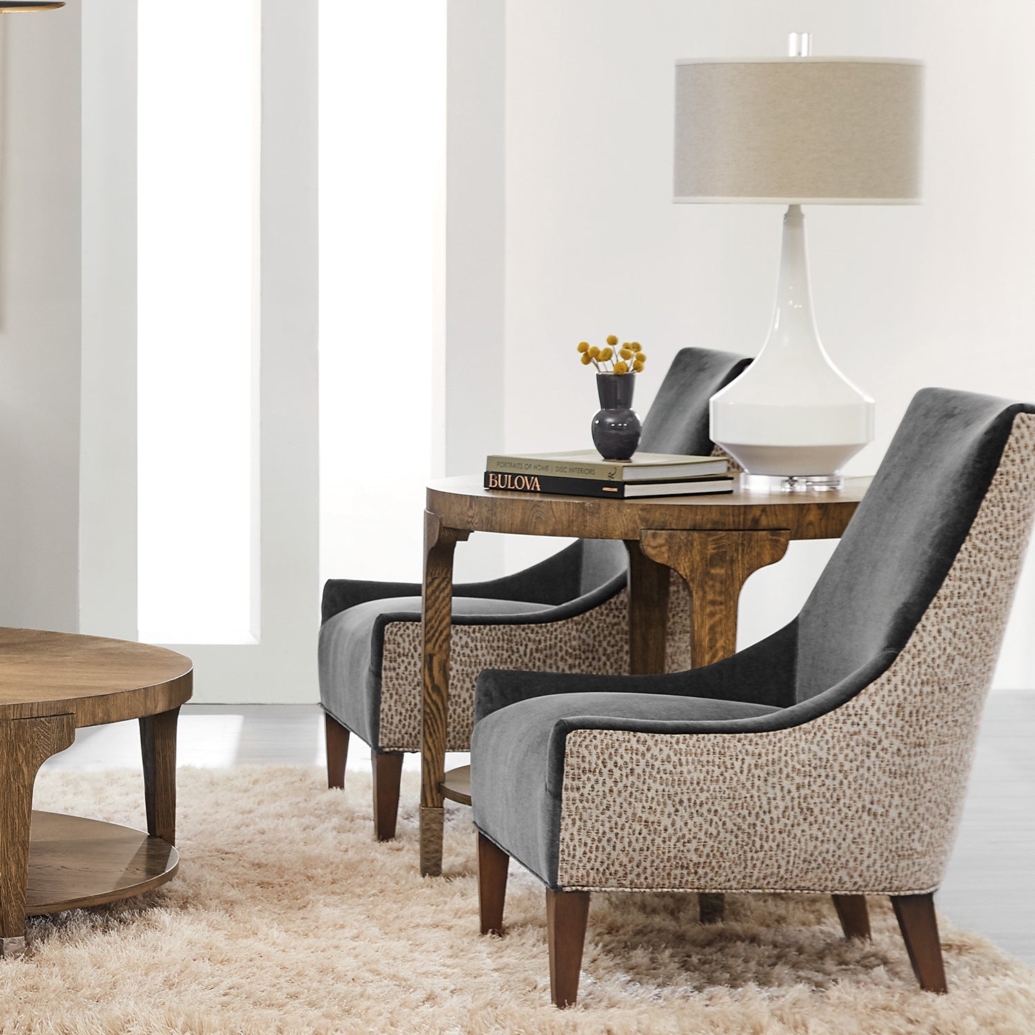 Hooker Furniture Chapman Round Side Table