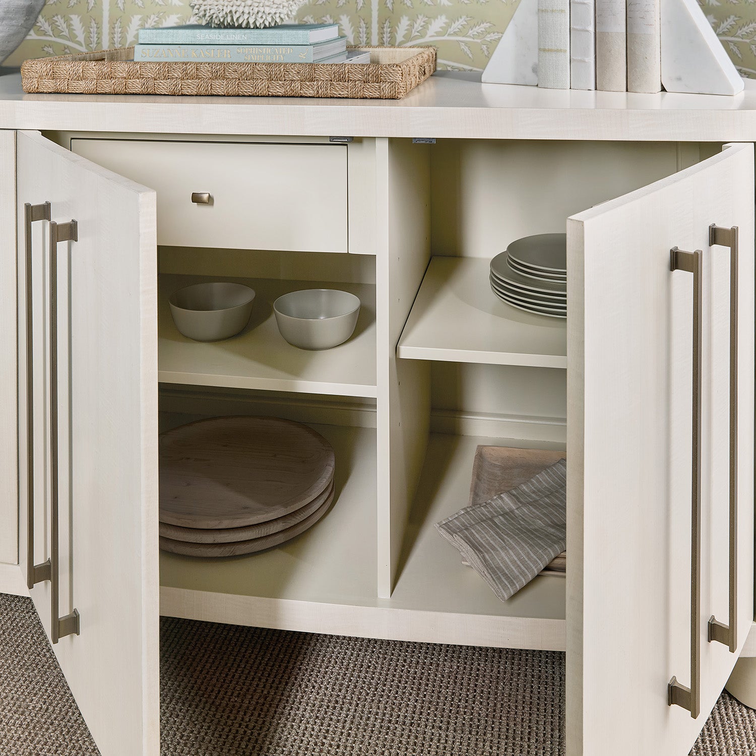 Hooker Furniture Melange Bar None Credenza