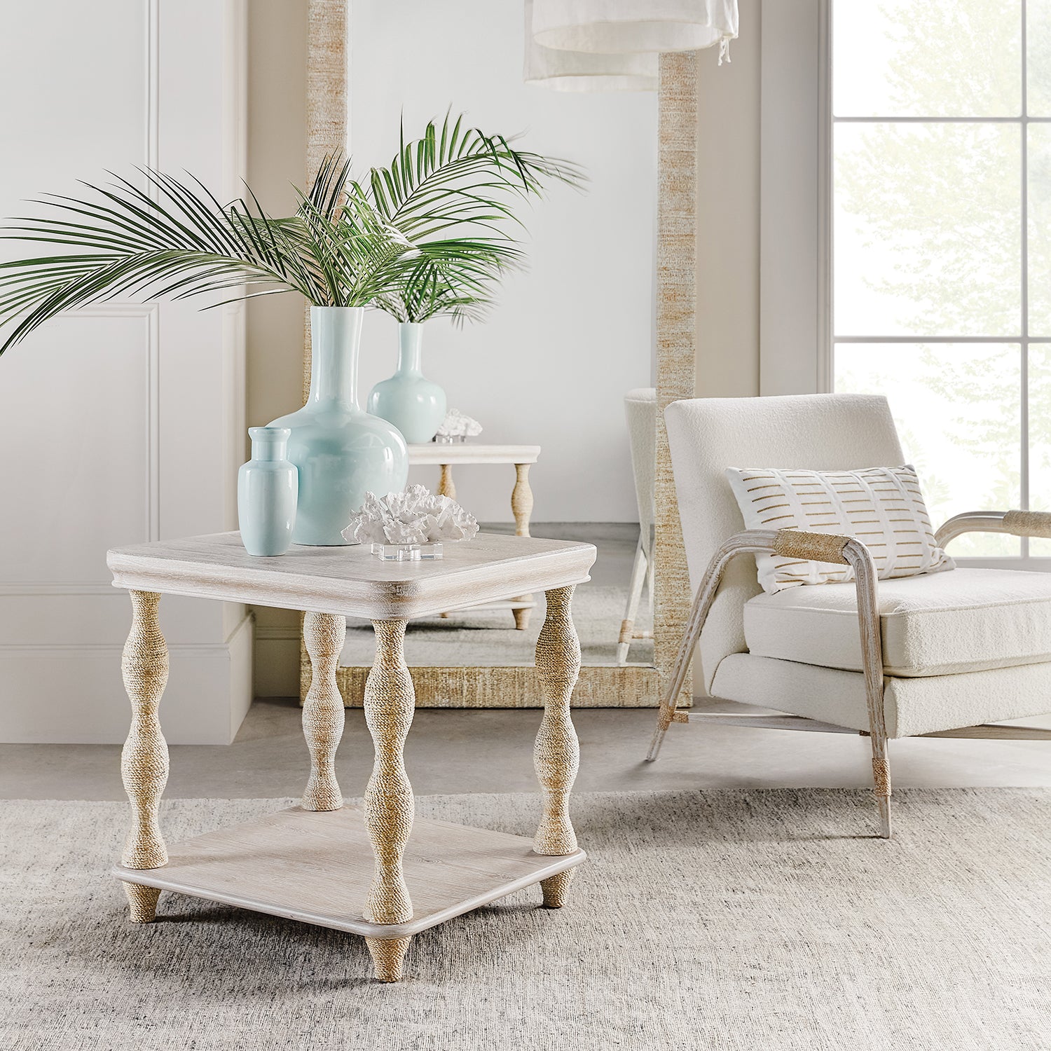 Hooker Furniture Serenity Bahari Lamp Table