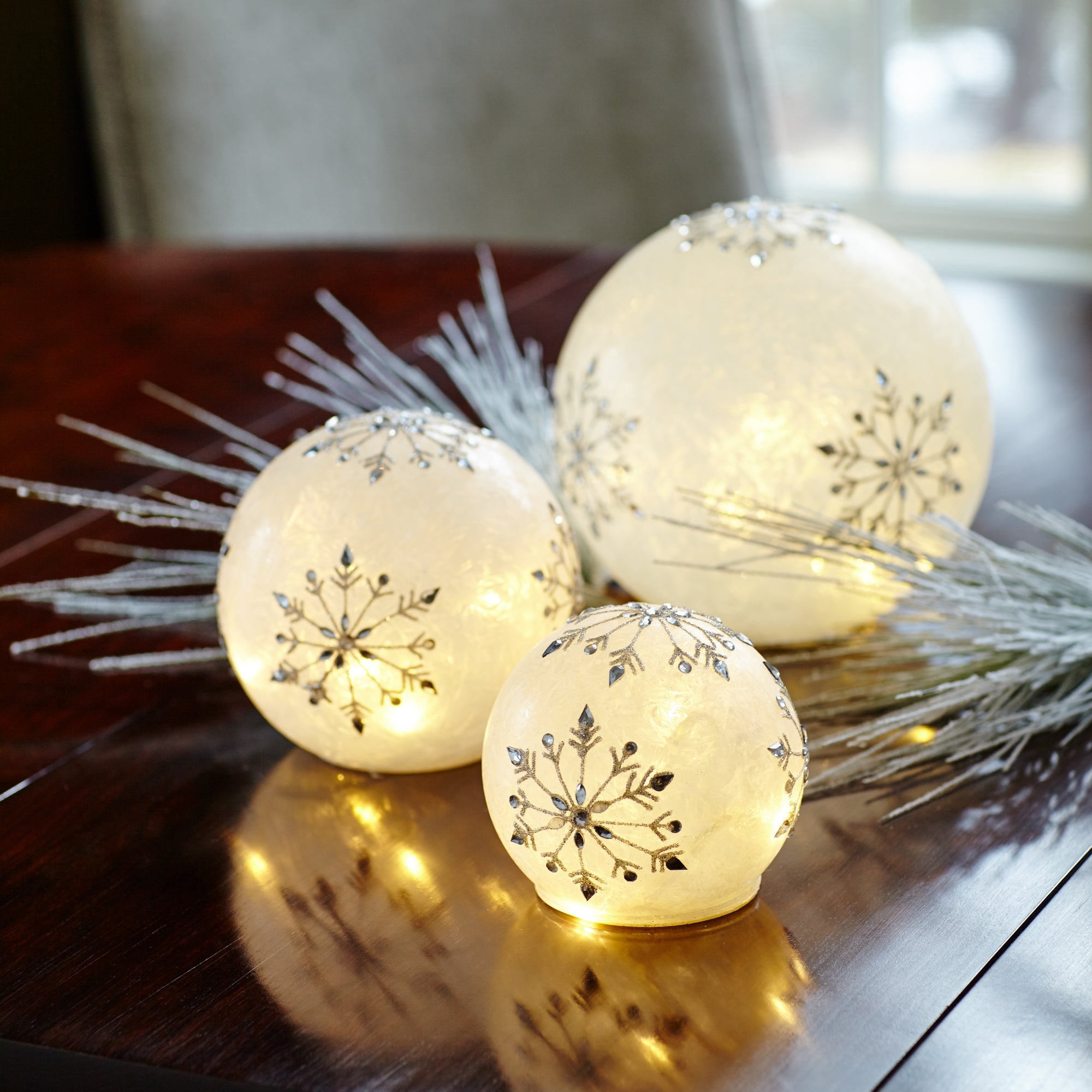 LED Frosted Snowflake Jewel Globe Set of 3