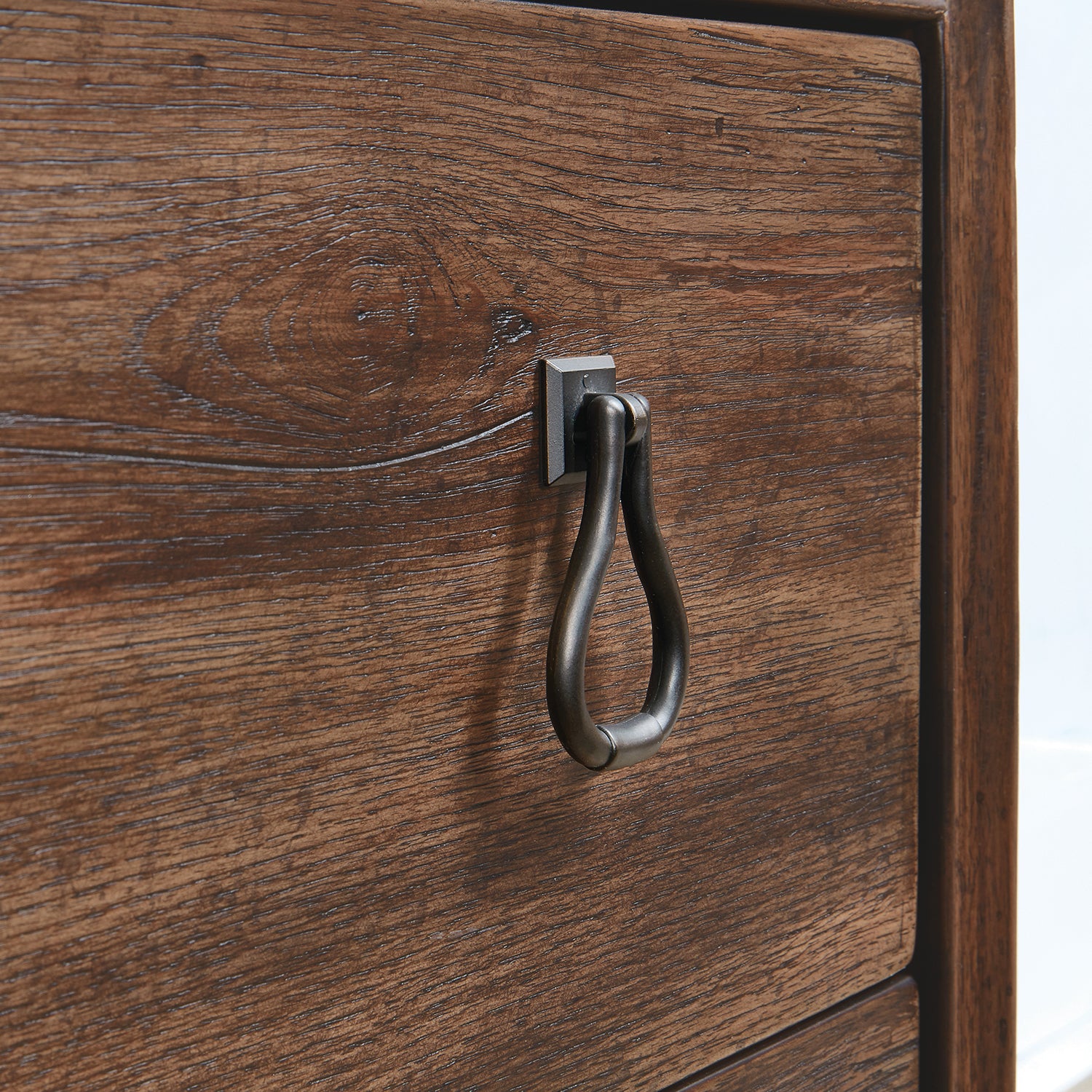 Hooker Furniture Big Sky Bachelors Chest