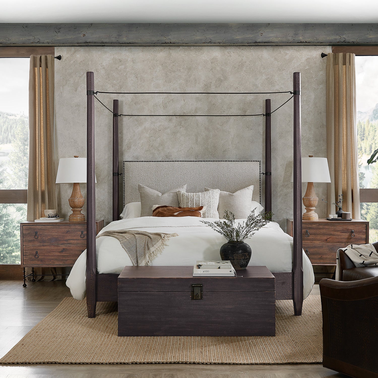 Hooker Furniture Big Sky Bachelors Chest