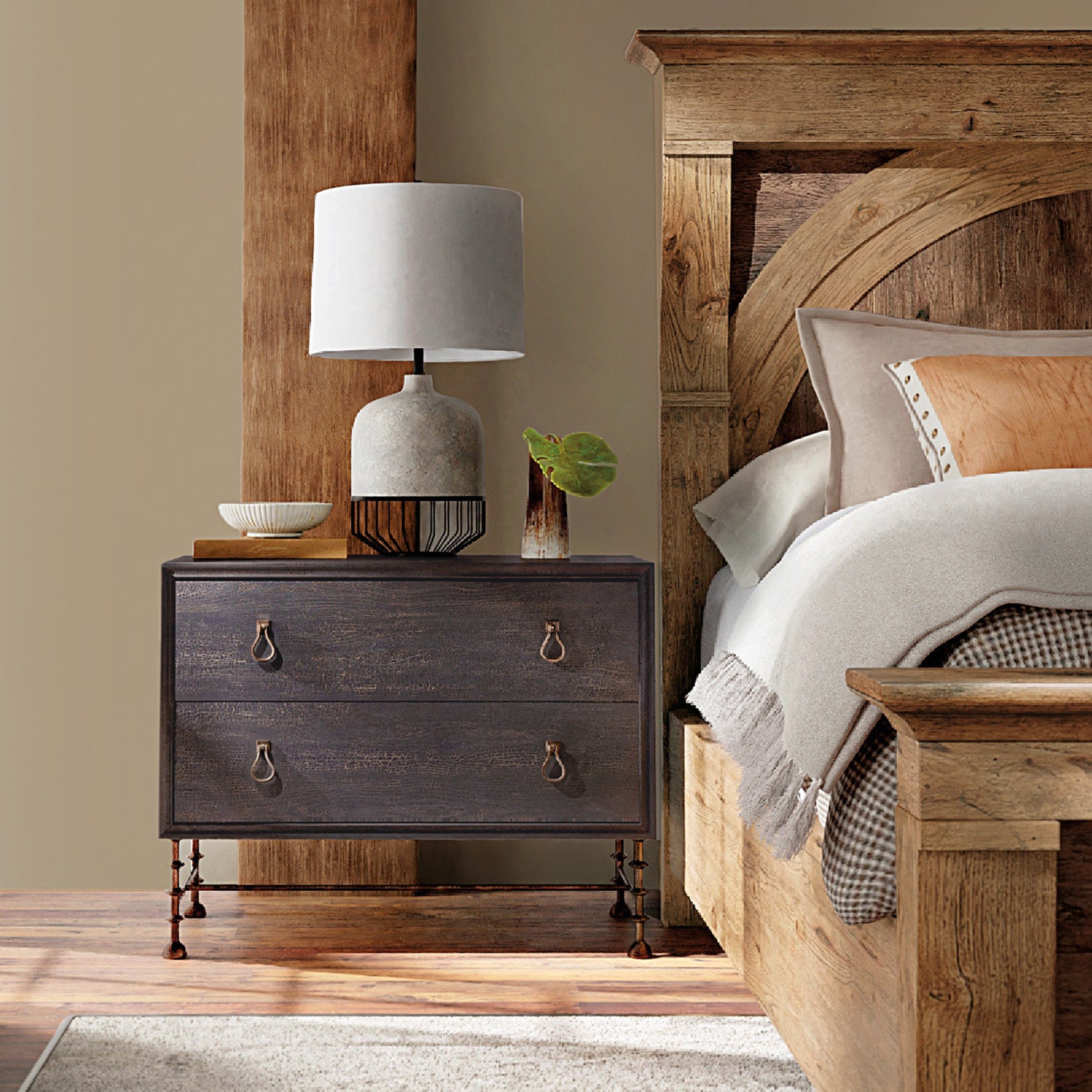 Hooker Furniture Big Sky Bachelors Chest