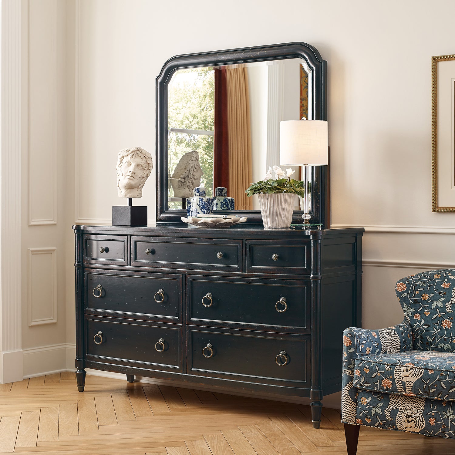 Hooker Furniture Charleston Seven-Drawer Dresser