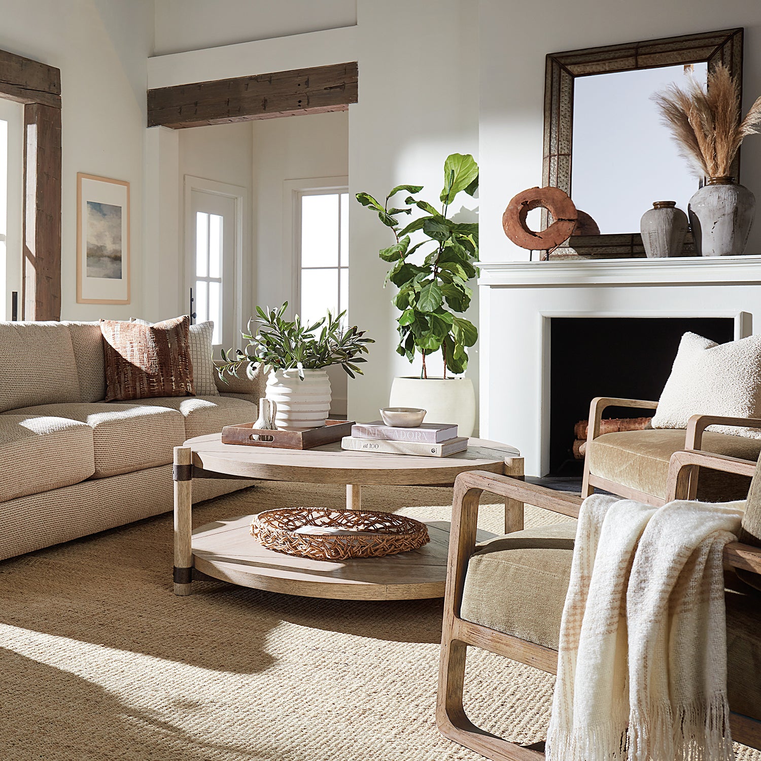 Hooker Furniture Vineyard Row Round Cocktail Table