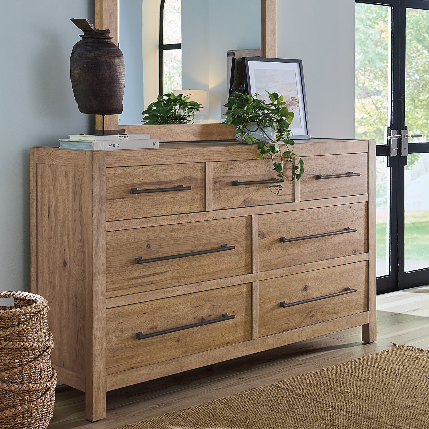 Hooker Furniture Vineyard Row Seven-Drawer Dresser