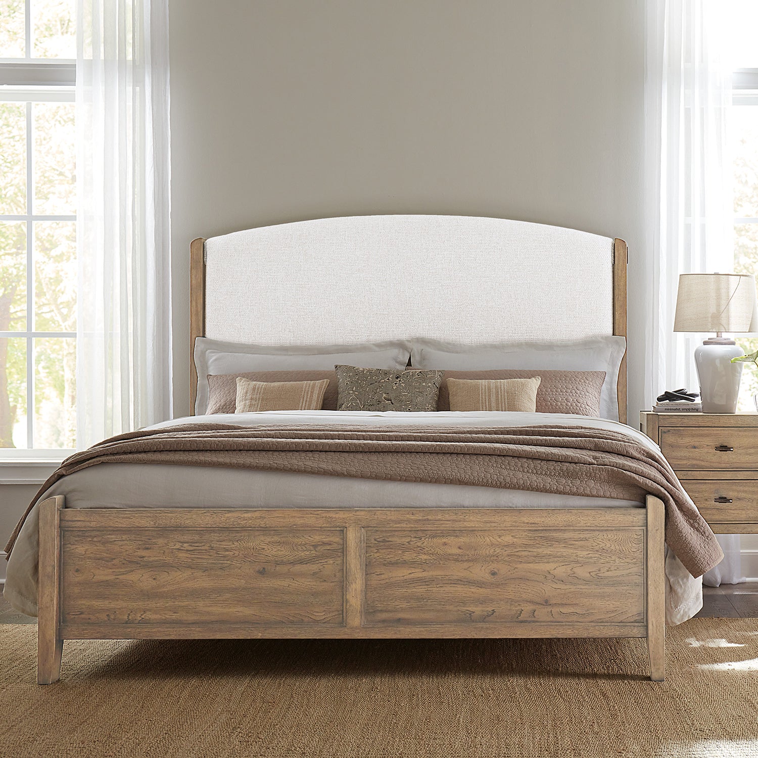 Hooker Furniture Vineyard Row Upholstered Bed