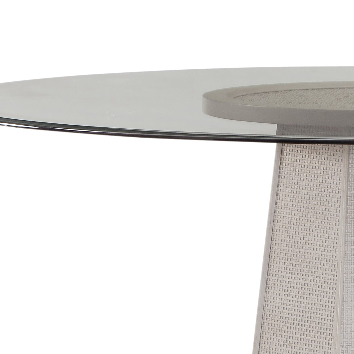 Bassett Mirror Korey 48in Round Dining Table