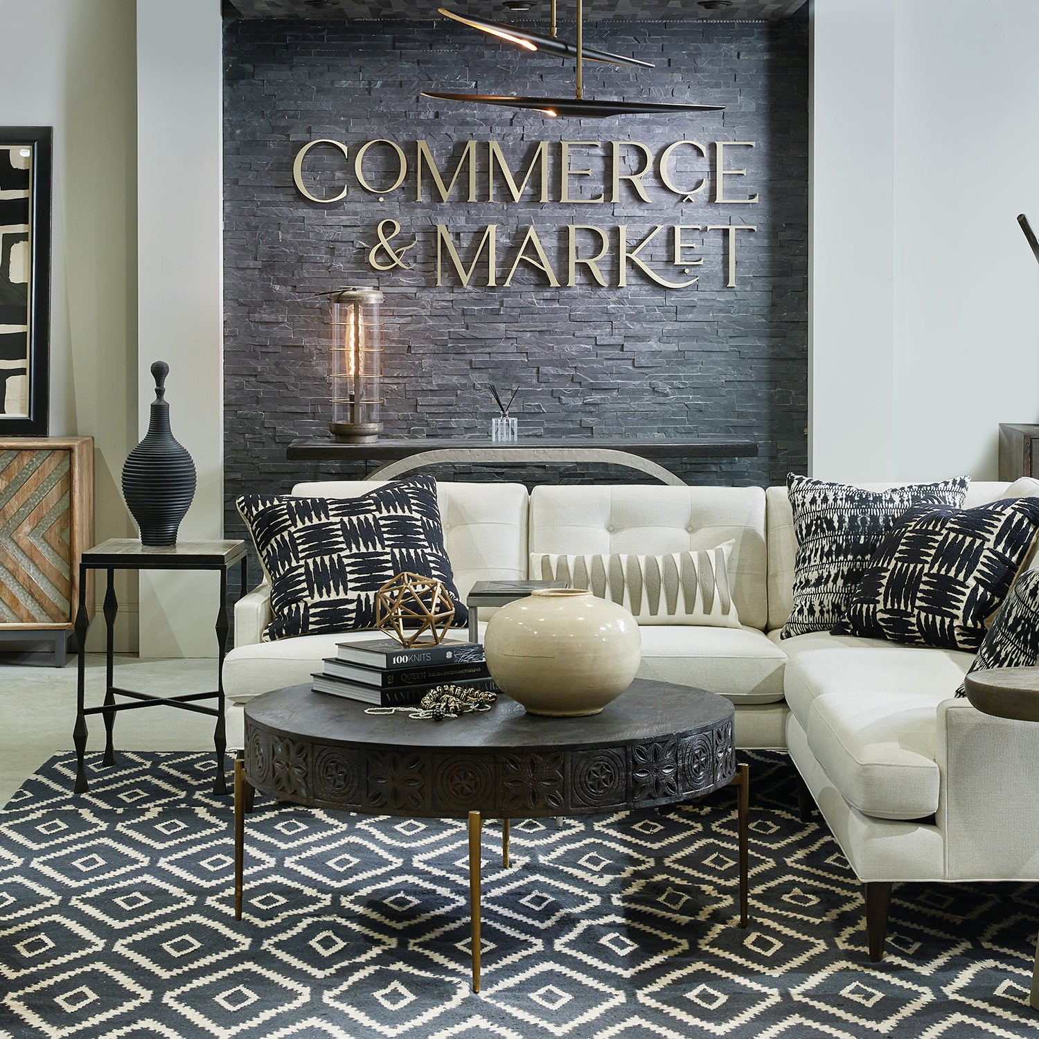 Hooker Furniture Commerce & Market Carved Round Cocktail Table