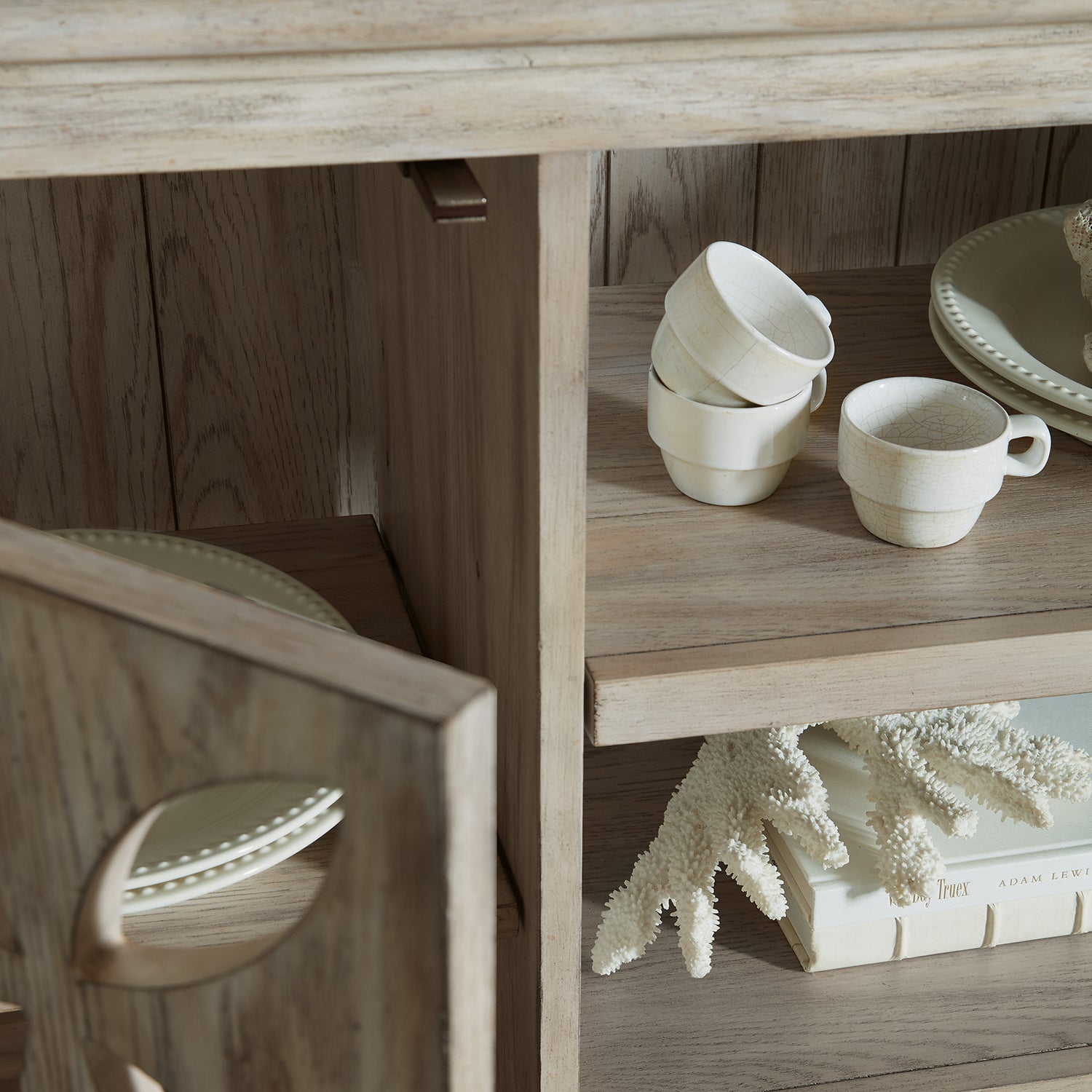 Hooker Furniture Commerce & Market Underhill Entertainment Console