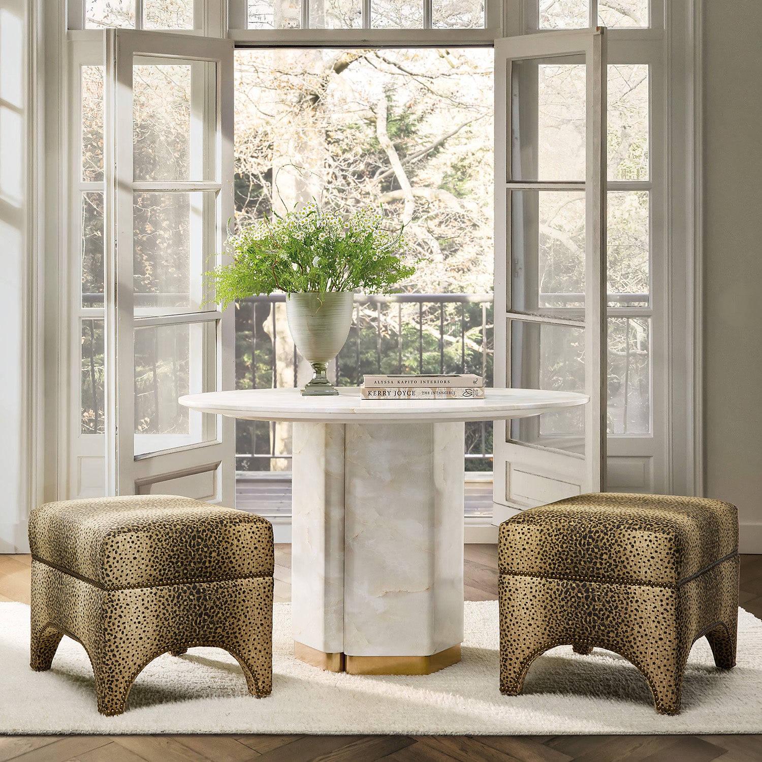 Hooker Furniture Eleana Round Dining Table