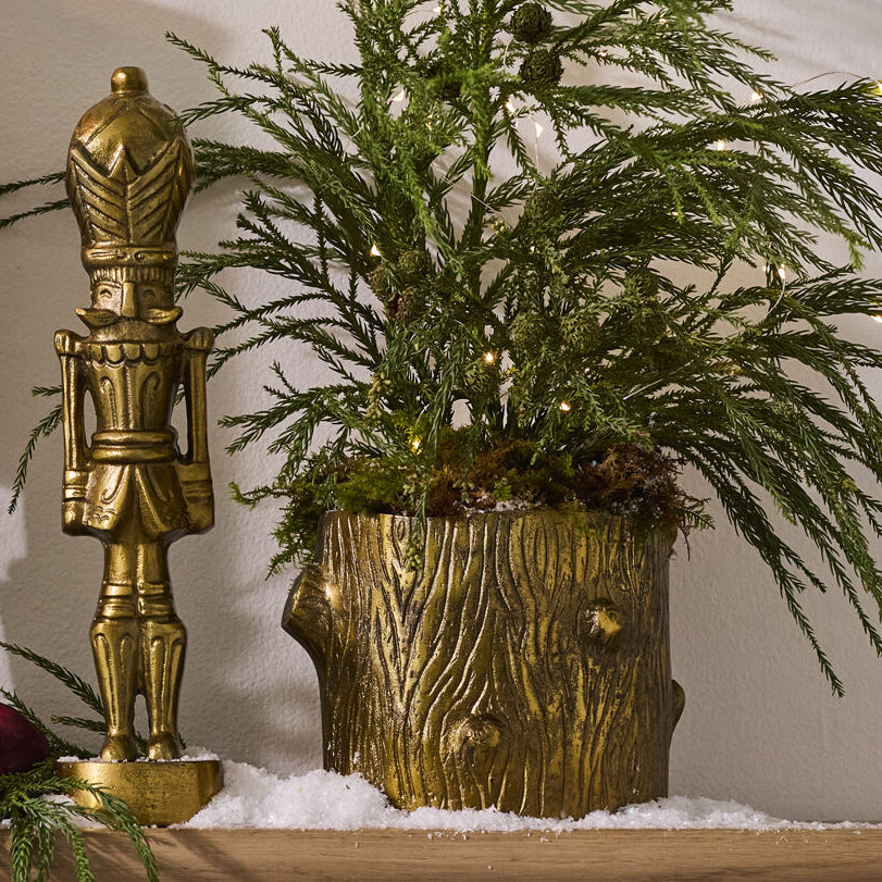 Winter Forest Planter