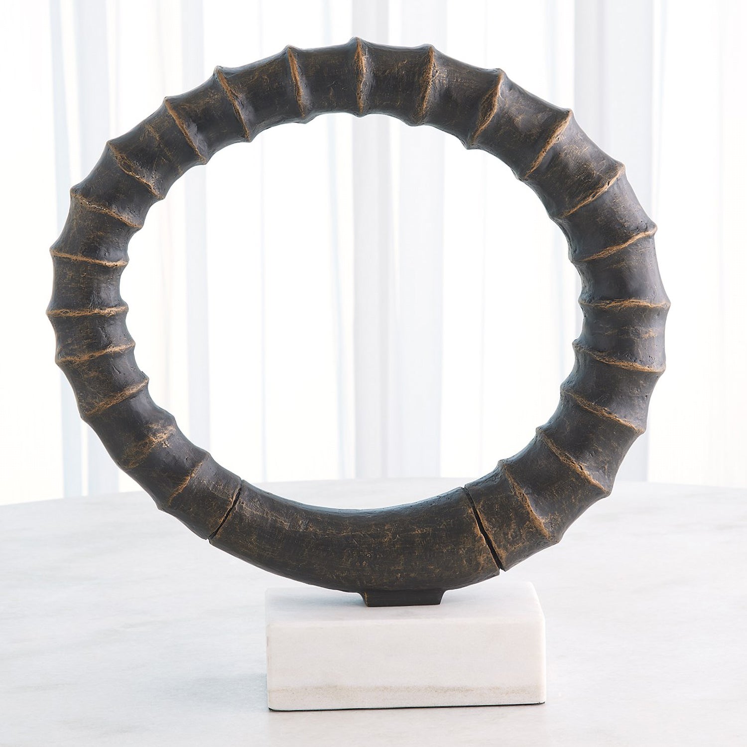 Global Views Infinity Horn Sculpture