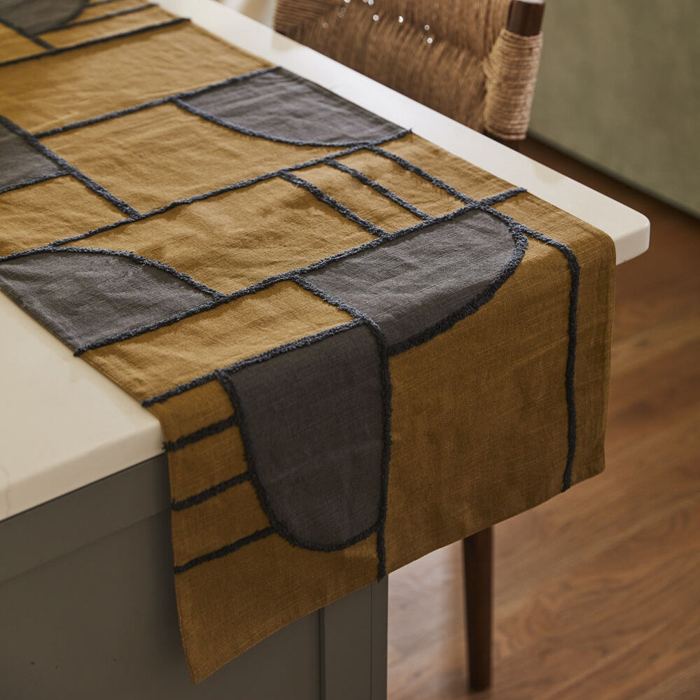 Kiruna Table Runner