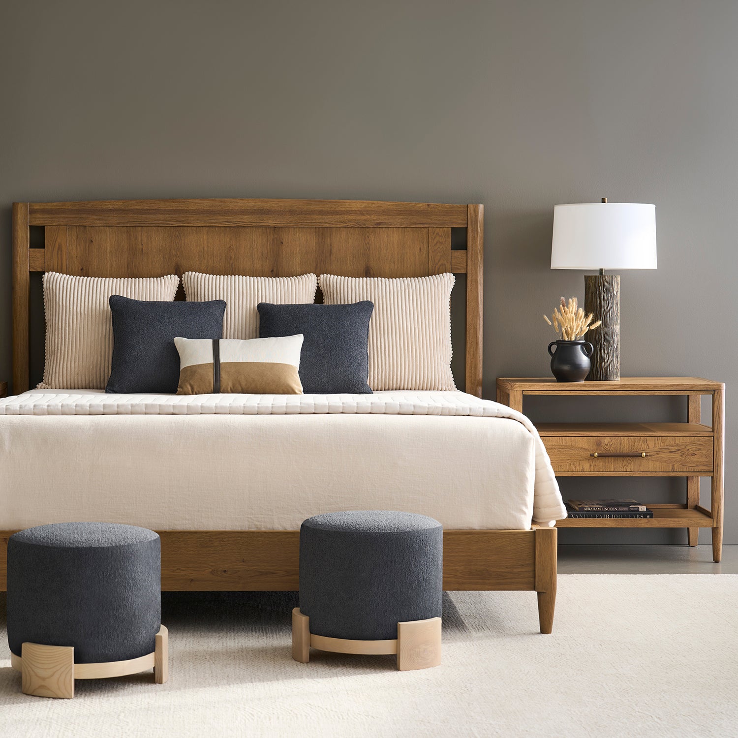 Maxwell Sunlit Oak Nightstand Set of 2 styling detail