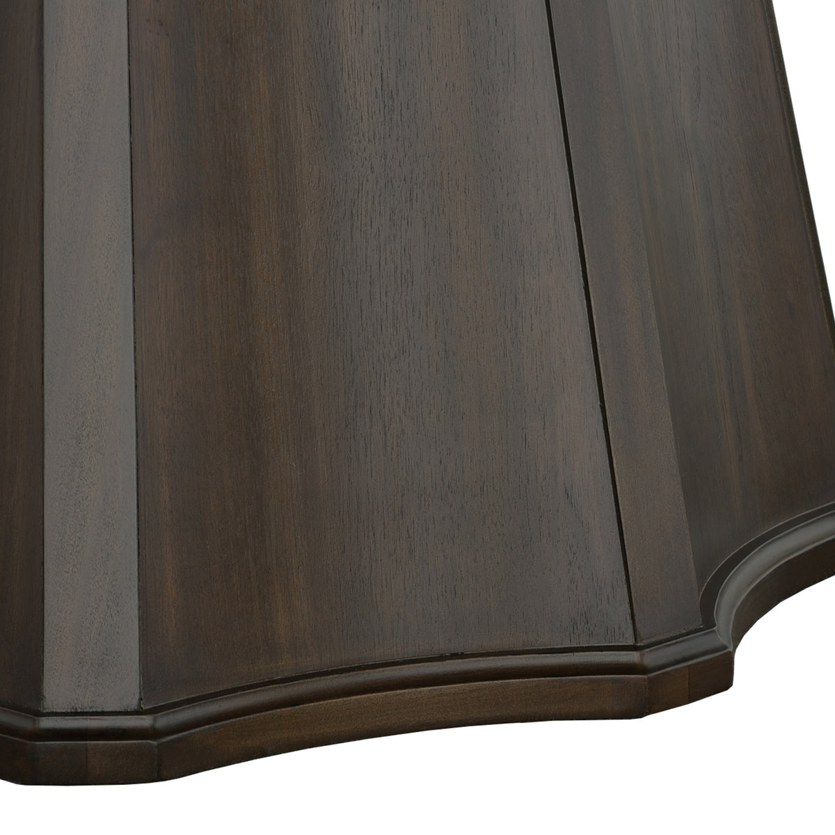 Fairfield Chair West Camden Scalloped Dining Table
