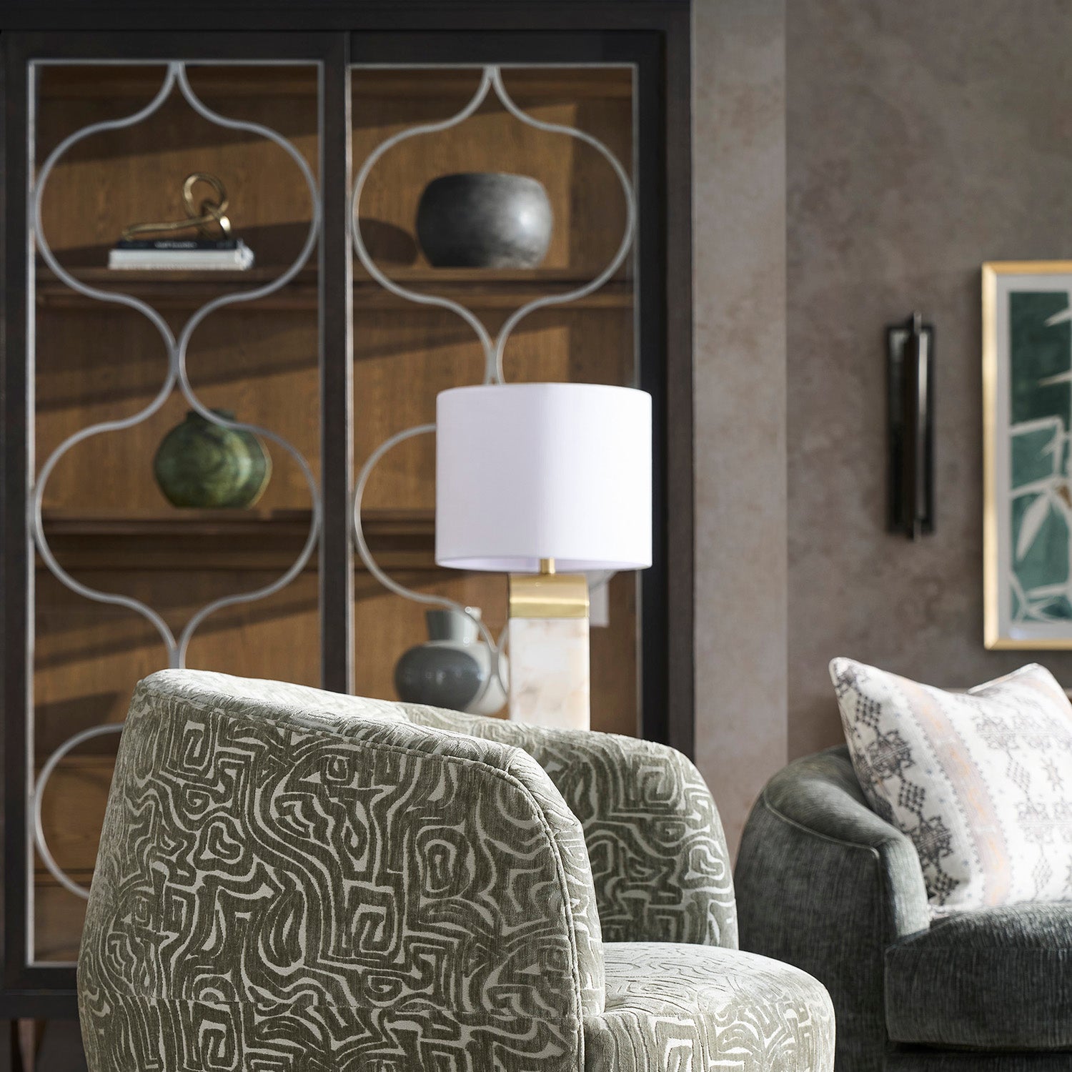 Fairfield Chair Thea Curio