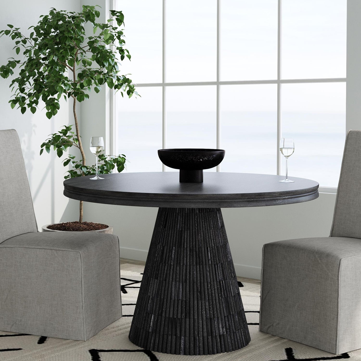 Bassett Mirror Gaines Dining Table